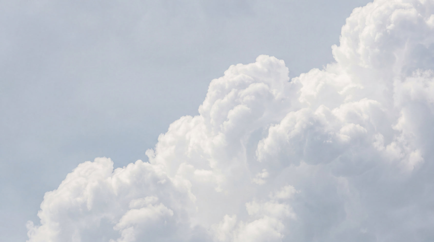 Weightless Hush White Cloud Wallpaper - Sky Wallpaper Blue Sky Minimalist Peel and Stick Wall Mural - Design